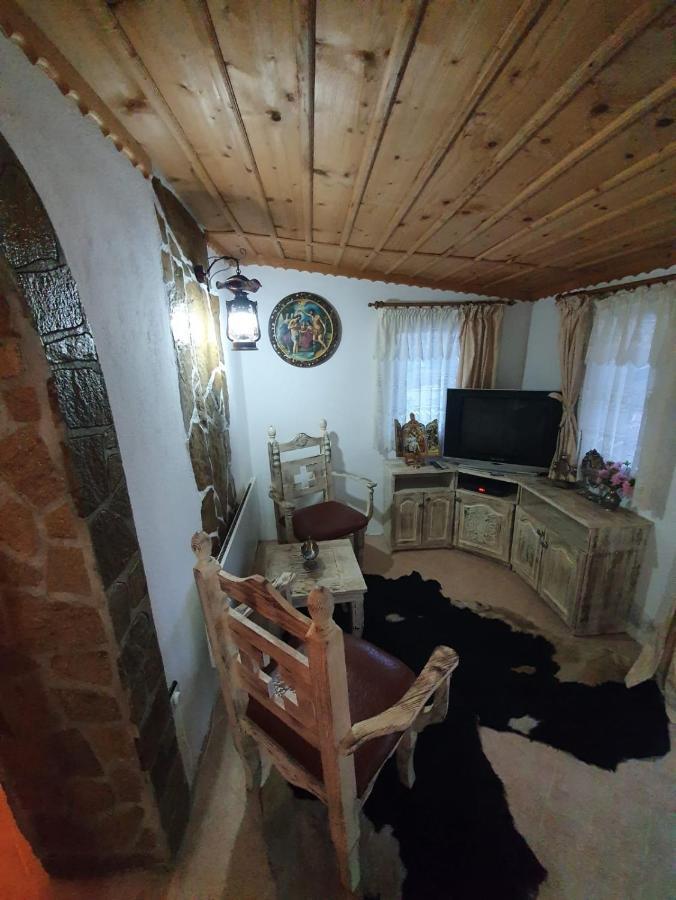 Kashtata S Paraklisa Borovo  Exterior foto